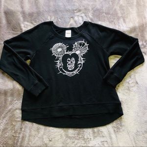 Disney Mickey women’s Sweater Size Large